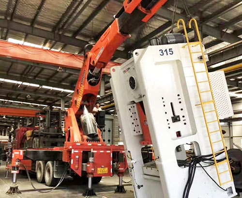 烟台芝罘提升工作效率，选择优质折臂吊租赁服务