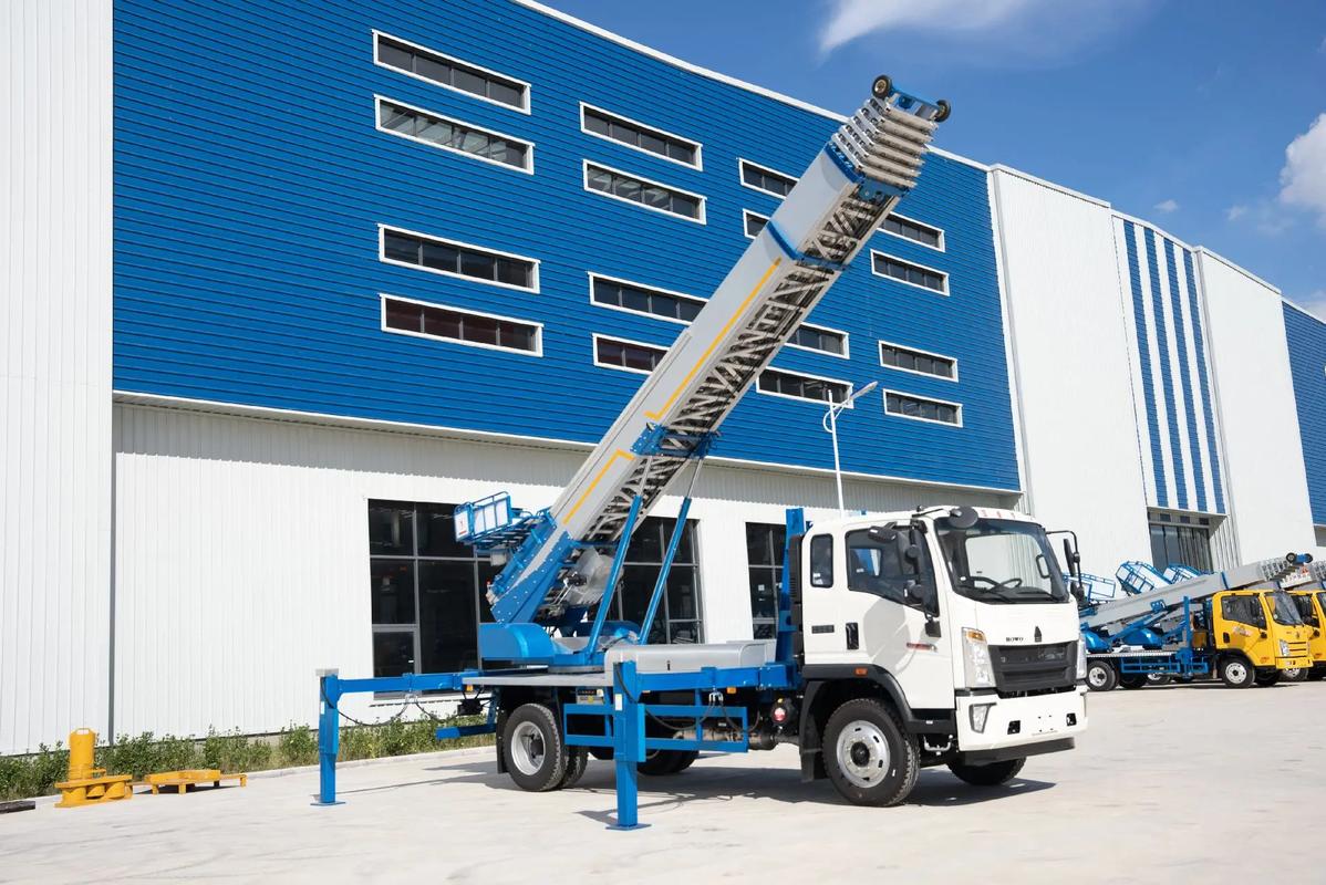 烟台芝罘小型云梯车上料车租赁多少钱