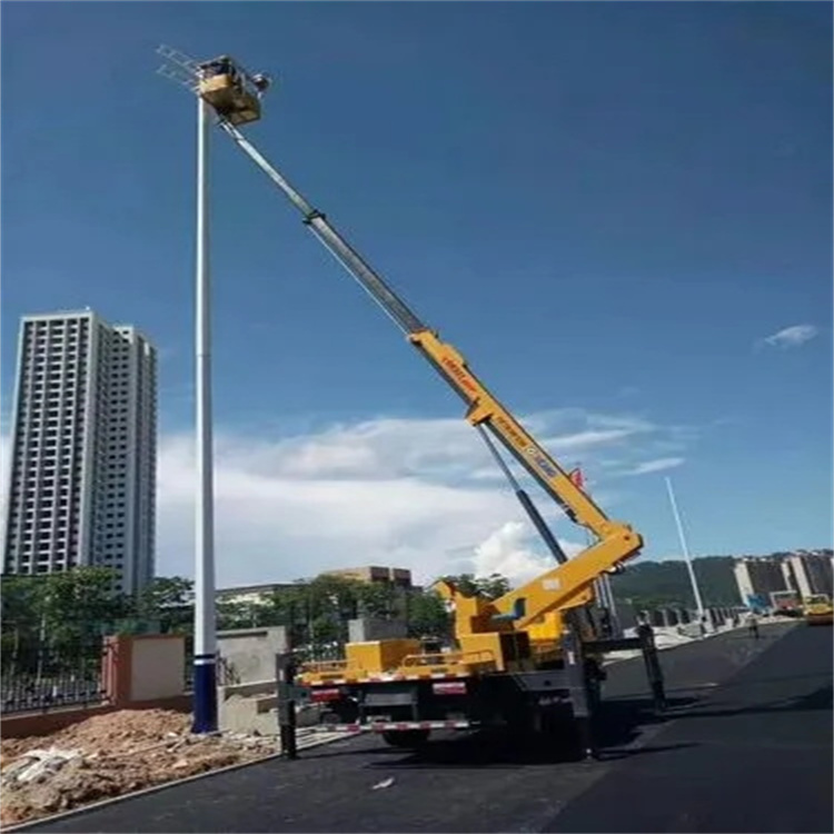 烟台芝罘维修路灯的曲臂升降车出租