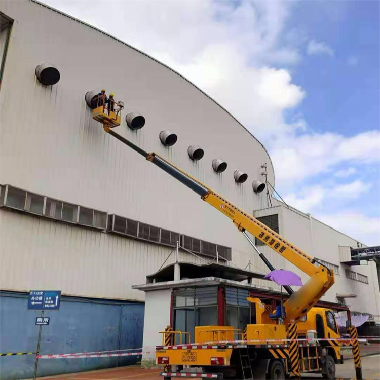 烟台芝罘高空作业车出租服务：专业广告牌安装解决方案